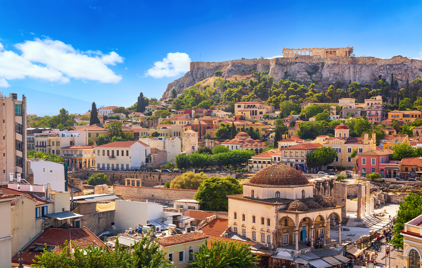 Γεμάτα ξενοδοχεία, πληρότητες στο φουλ:  Η Ελλάδα σε ρυθμούς τουριστικού ρεκόρ