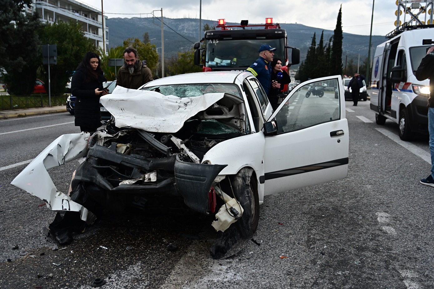 Πώς έγινε το σοκαριστικό τροχαίο στην Κατεχάκη &#8211; Τρεις οι νεκροί, κατέληξε ο σοβαρά τραυματίας