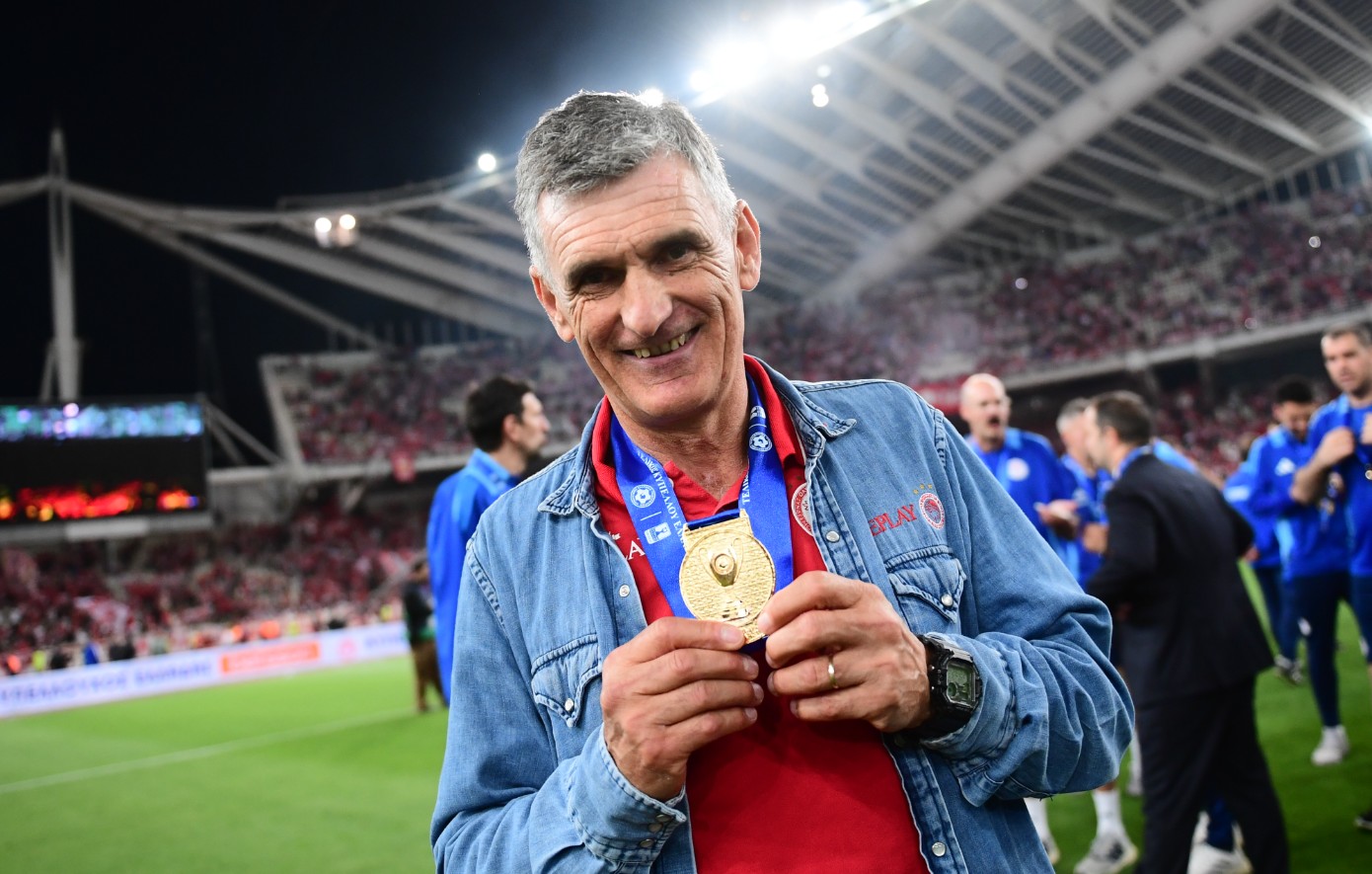 Αποθεώνει Μεντιλίμπαρ η El Mundo Deportivo: Ήρωας για τον Ολυμπιακό