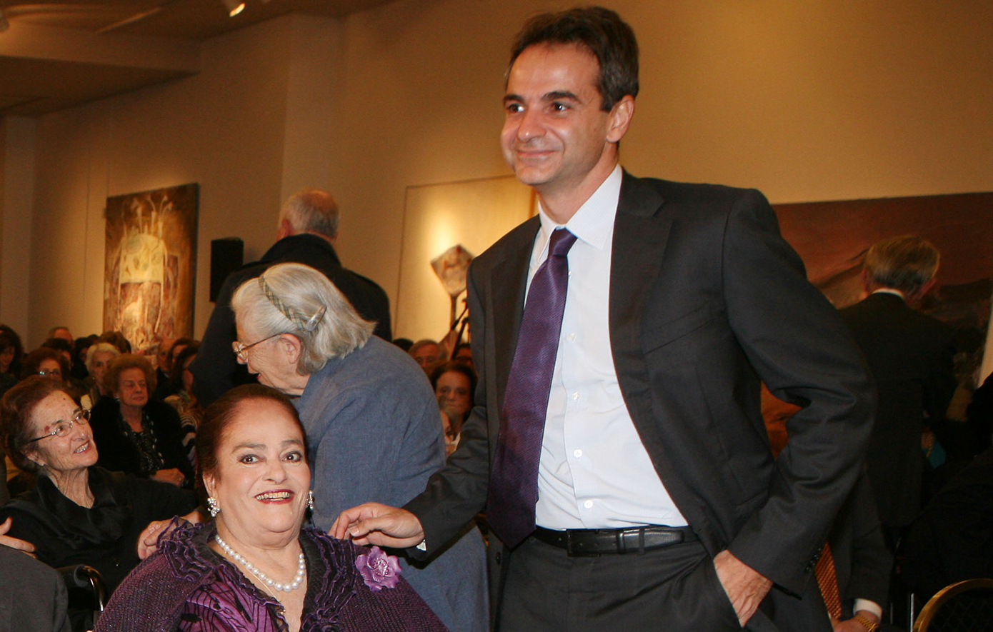 Η συγκινητική ανάρτηση του Κυριάκου Μητσοτάκη για τη μητέρα του – «Σαν σήμερα “έφυγε”, η μνήμη της θα συνοδεύει πάντα τις τρυφερές στιγμές μας»