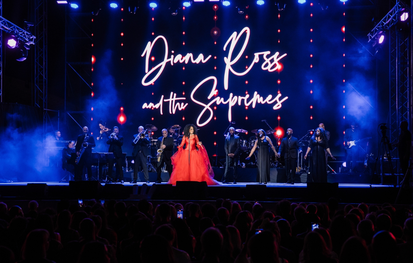 Μάγεψε στα 81 της η Diana Ross στο Καλλιμάρμαρο – «Love is always the answer»