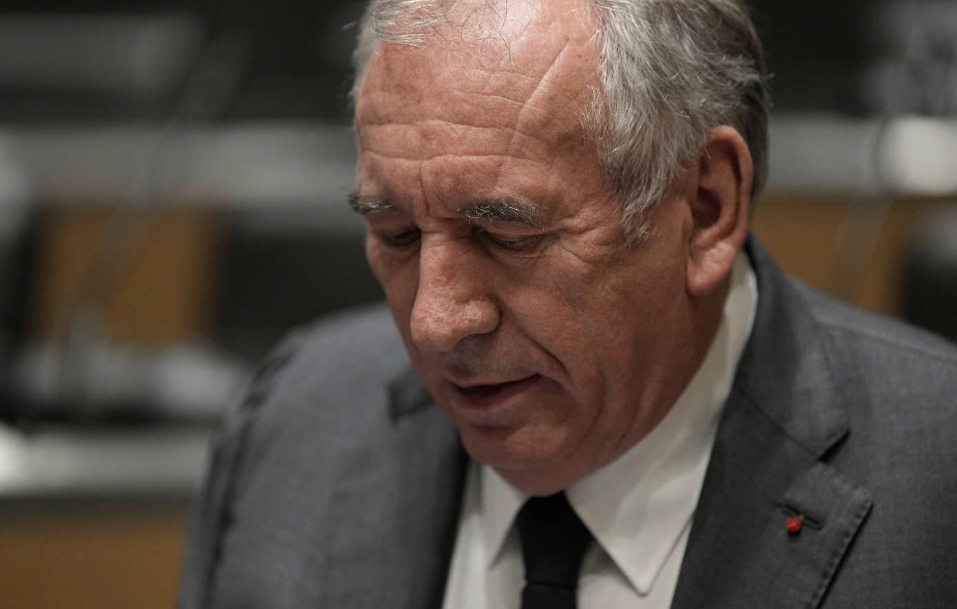 Πρόταση μομφής αντιμετωπίζει σήμερα το απόγευμα η γαλλική κυβέρνηση για συνταξιοδοτικό – Τα επικρατέστερα σενάρια