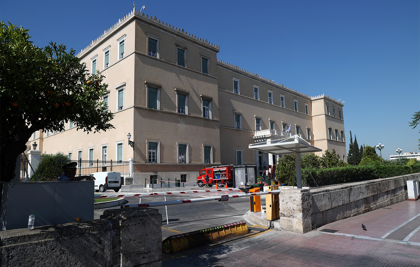 Σχέδιο θωράκισης της Βουλής: Καταρτίζεται νέα Επιτροπή Διαχείρισης Κρίσεων για παν ενδεχόμενο κινδύνου του Μεγάρου και του θεσμού