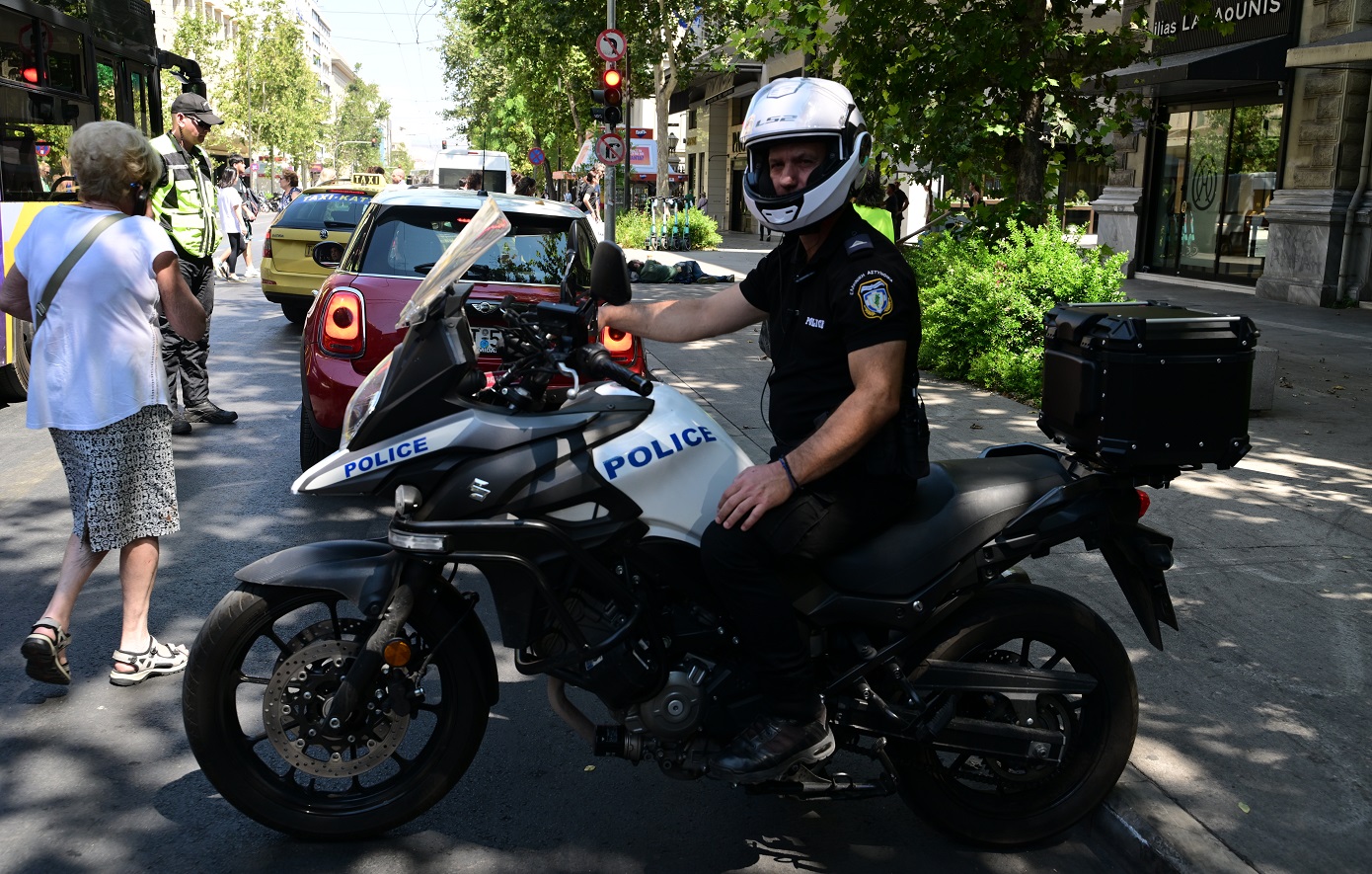 Η Τροχαία Αττικής απέτρεψε διεξαγωγή αυτοσχέδιων αγώνων μοτοσυκλετών στα Μέγαρα – Συνελήφθη ο διοργανωτής