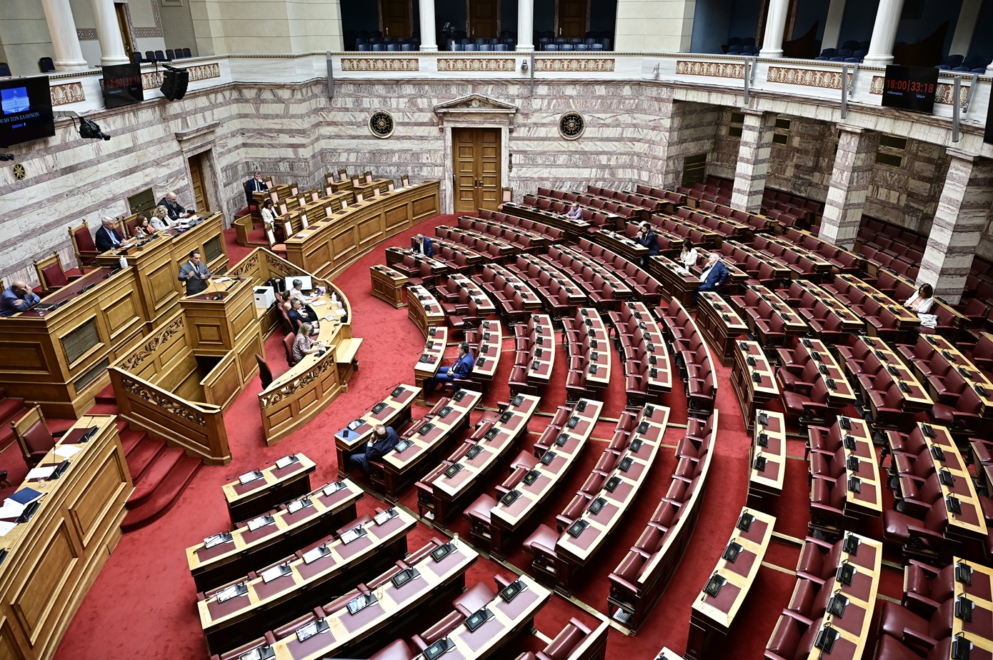 «Δίκαιη Εργασία για Όλους»: Ξεκινά η συζήτηση για το νέο νομοσχέδιο του υπουργείου Εργασίας στην Επιτροπή Κοινωνικών Υποθέσεων
