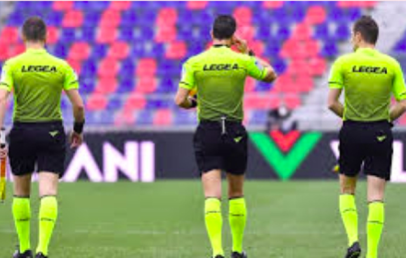 Σκάνδαλο στο ιταλικό ποδόσφαιρο: Συνελήφθη διαιτητής που δωροδοκούσε διαιτητές