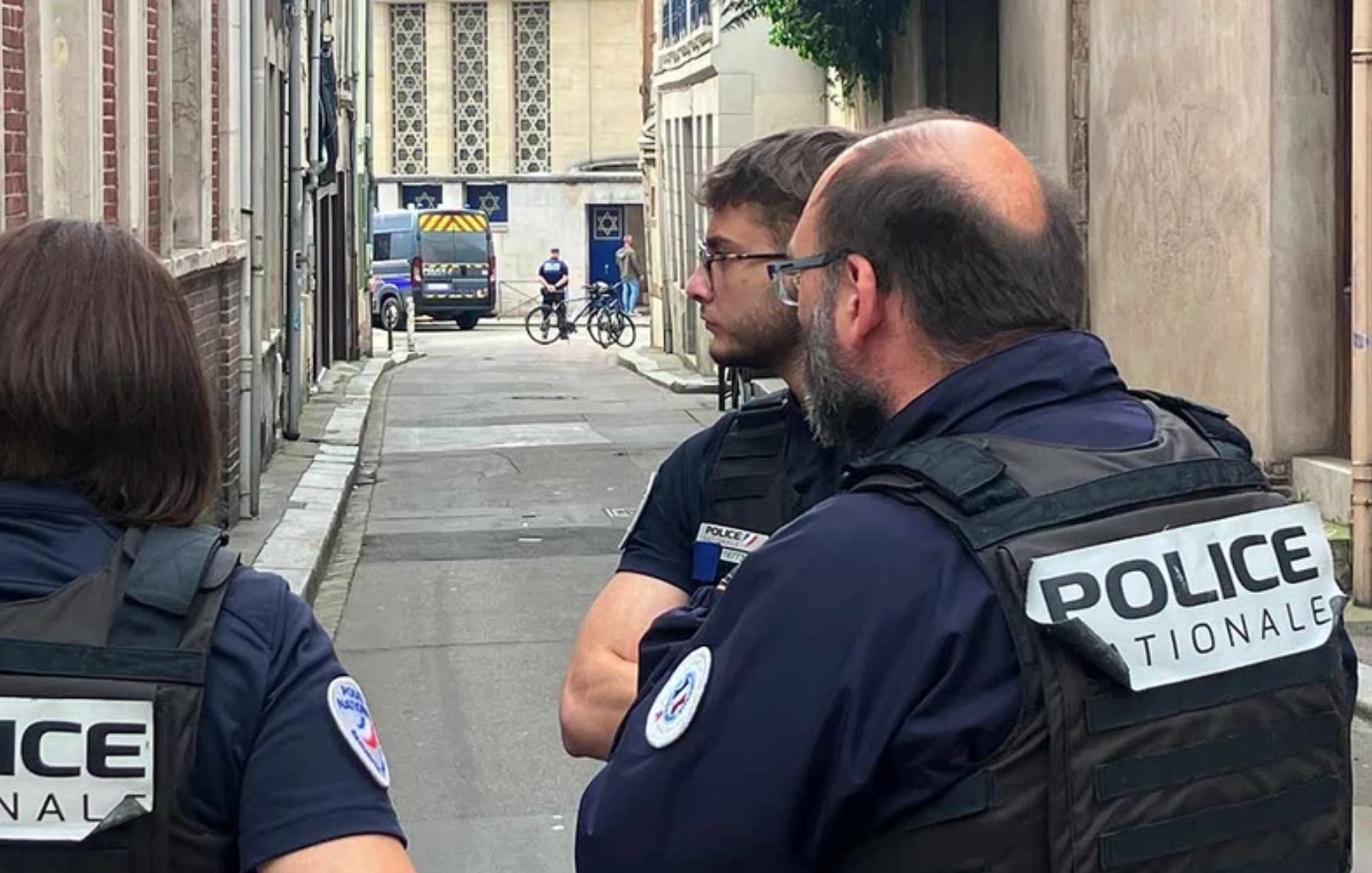Πέντε Ρουμάνοι μαστροποί καταδικάστηκαν σε φυλάκιση 3 έως 7 ετών στη Γαλλία