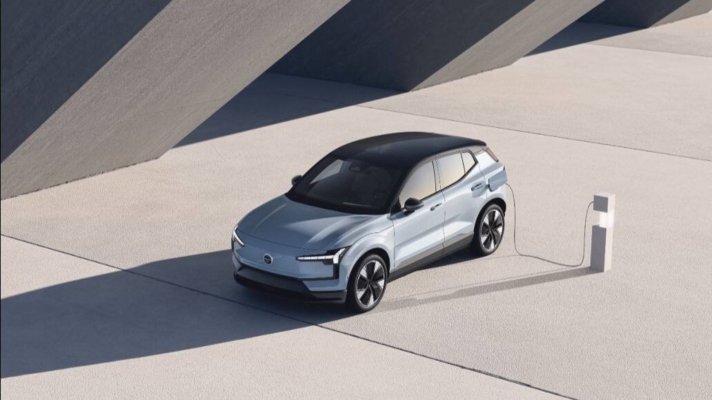 Volvo: Πρωτοβουλία για δωρεάν οικιακή φόρτιση στη Σουηδία
