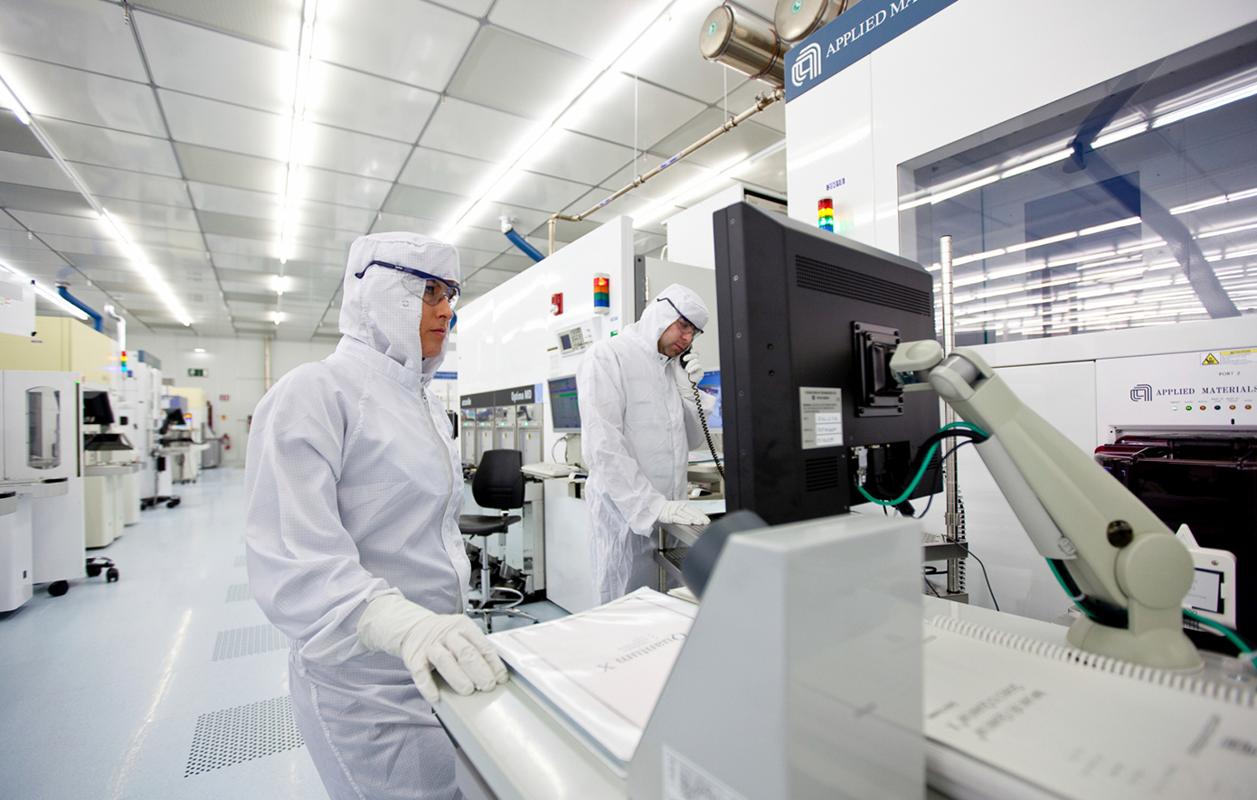 Ο «αγώνας» των παγκόσμιων αυτοκινητοβιομηχανιών για τα τσιπ – «Ένα μεγάλο ζήτημα»