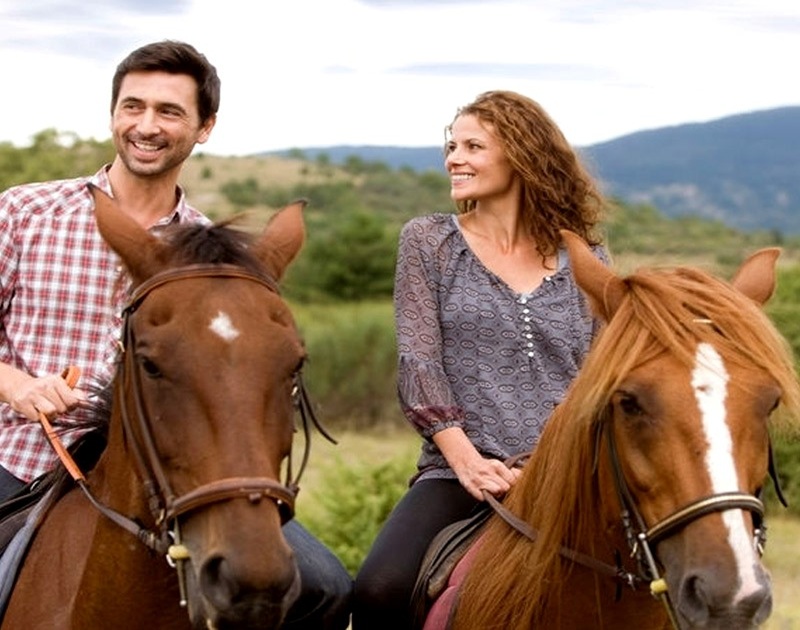 Χριστουγεννιάτικα δώρα εμπειρίας ιππασίας Χριστουγεννιάτικα δώρα εμπειρίας ιππασίας