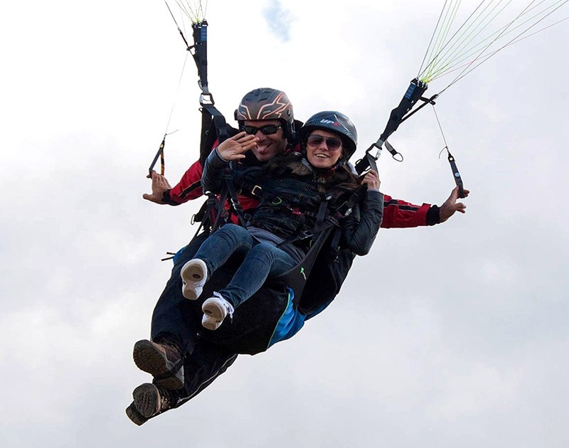 Χριστουγεννιάτικο δώρο εμπειρίας παραπέντε για 2 Χριστουγεννιάτικο δώρο εμπειρίας παραπέντε για 2