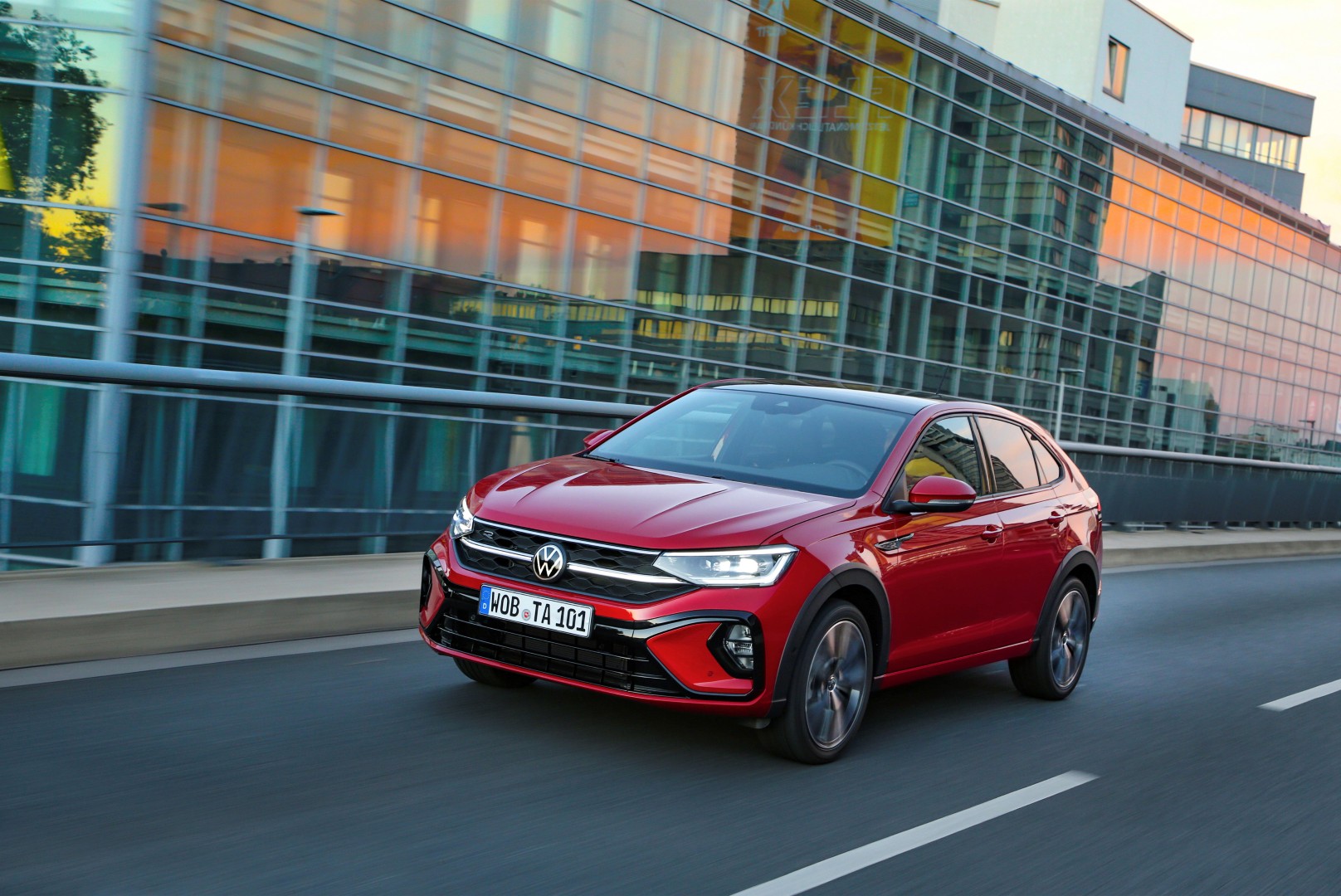 Volkswagen Taigo και T-Cross: Όλοι οι καλοί χωράνε εντός πόλης Volkswagen Taigo και T-Cross: Όλοι οι καλοί χωράνε εντός πόλης