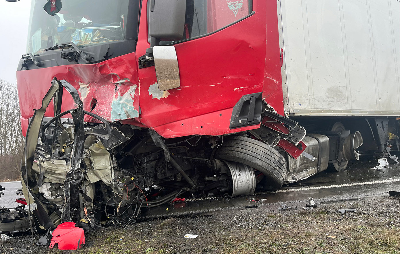 Ταυτοποιήθηκαν οι σοροί των επτά νεκρών οπαδών του ΠΑΟΚ στο τροχαίο στη Ρουμανία Ταυτοποιήθηκαν οι σοροί των επτά νεκρών οπαδών του ΠΑΟΚ στο τροχαίο στη Ρουμανία