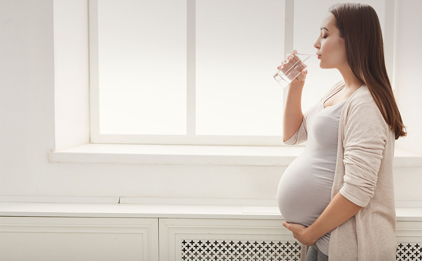 Qual è l’acqua più sicura e sana per neonati, bambini e donne incinte?