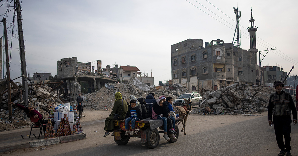 War continues in Gaza, despite UN call for 'ceasefire' - Israel vs ...