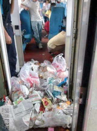 china-subway-train-rush-hour-9