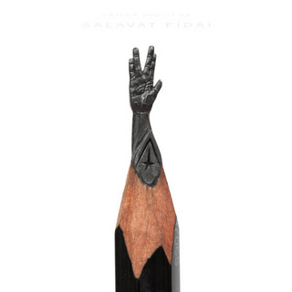 amazing_tiny_lead_sculptures_carved_into_the_tips_of_pencils_640_02