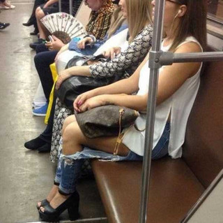 russian-subway-fashion-5
