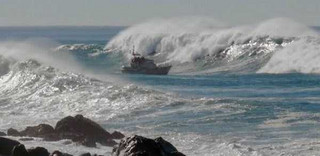 ships-in-storm-29