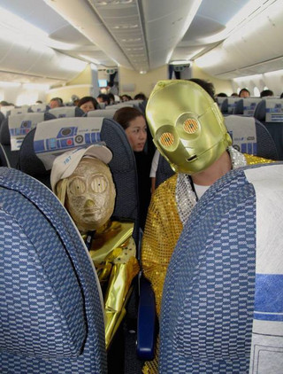 star-wars-themed-flights-are-a-thing-in-japan-photos-2