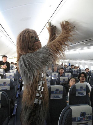 star-wars-themed-flights-are-a-thing-in-japan-photos-4