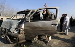 2015-12-28T062143Z_1334033400_GF10000277091_RTRMADP_3_AFGHANISTAN-BLAST