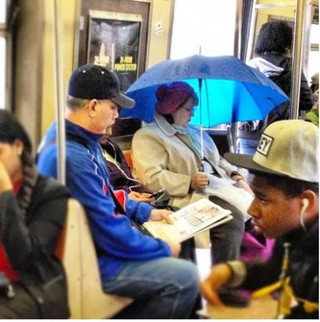 the_most_outlandish_things_you_will_ever_see_on_the_nyc_subway_640_22