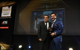 Το βραβείο GOLD στην κατηγορία Καινοτόμα Ψηφιακά Κανάλια παρέλαβε ο κος Αναστάσιος Καραμάνης, Retail Marketing Specialist της WIND Ελλάς