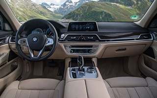 bmw-xdrive-8