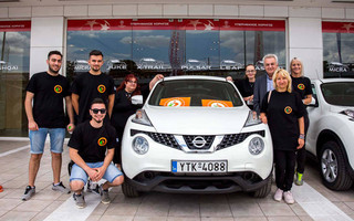 Nissan_GenN_handover4