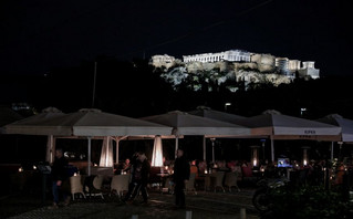 Νυχτερινή εικόνα από την Αθήνα 
