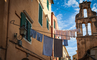 Μπουγάδες στην παλιά πόλη της Κέρκυρας