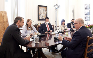 Συνάντηση του Πρωθυπουργού Κυριάκου Μητσοτάκη με τον Πρόεδρο της Γερουσίας του Καναδά George Furey