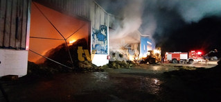 Φωτιά σε αποθήκη με ζωοτροφές στην Αλίαρτο