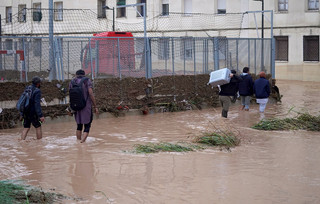 Εικόνες βιβλικής καταστροφής στη Βαλένθια από τις ξαφνικές πλημμύρες στην Ισπανία